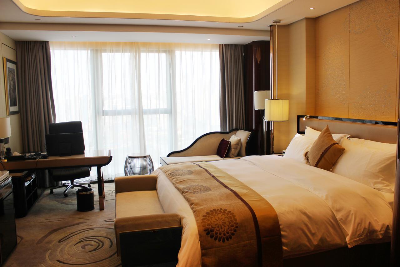 Wuhan Youyi International Hotel Zewnętrze zdjęcie